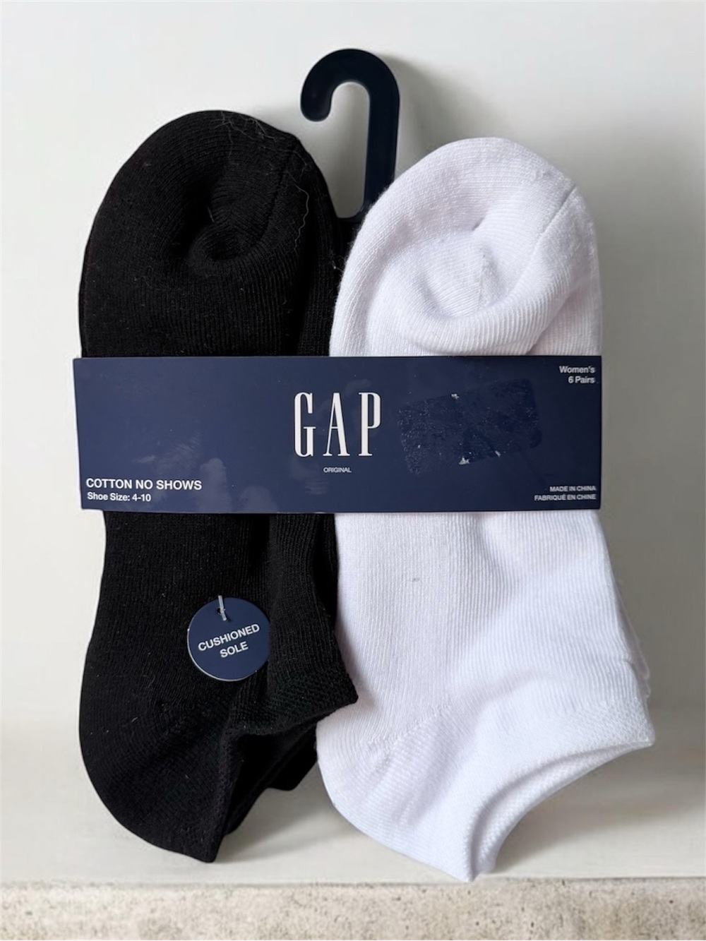 GAP Women's No-Show Cotton Socks - Black & White (6 Pairs)